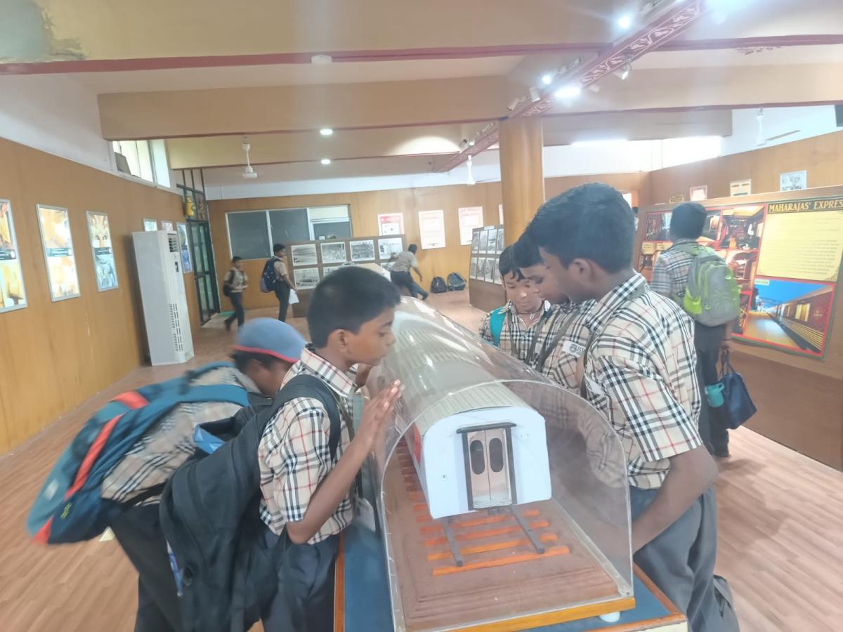 WhatsApp-Image-2023-11-06-at-1.35.21-PM